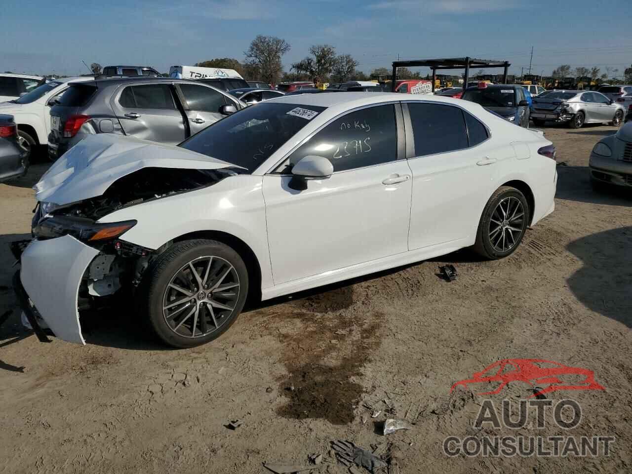 TOYOTA CAMRY 2022 - 4T1T11AK8NU706192