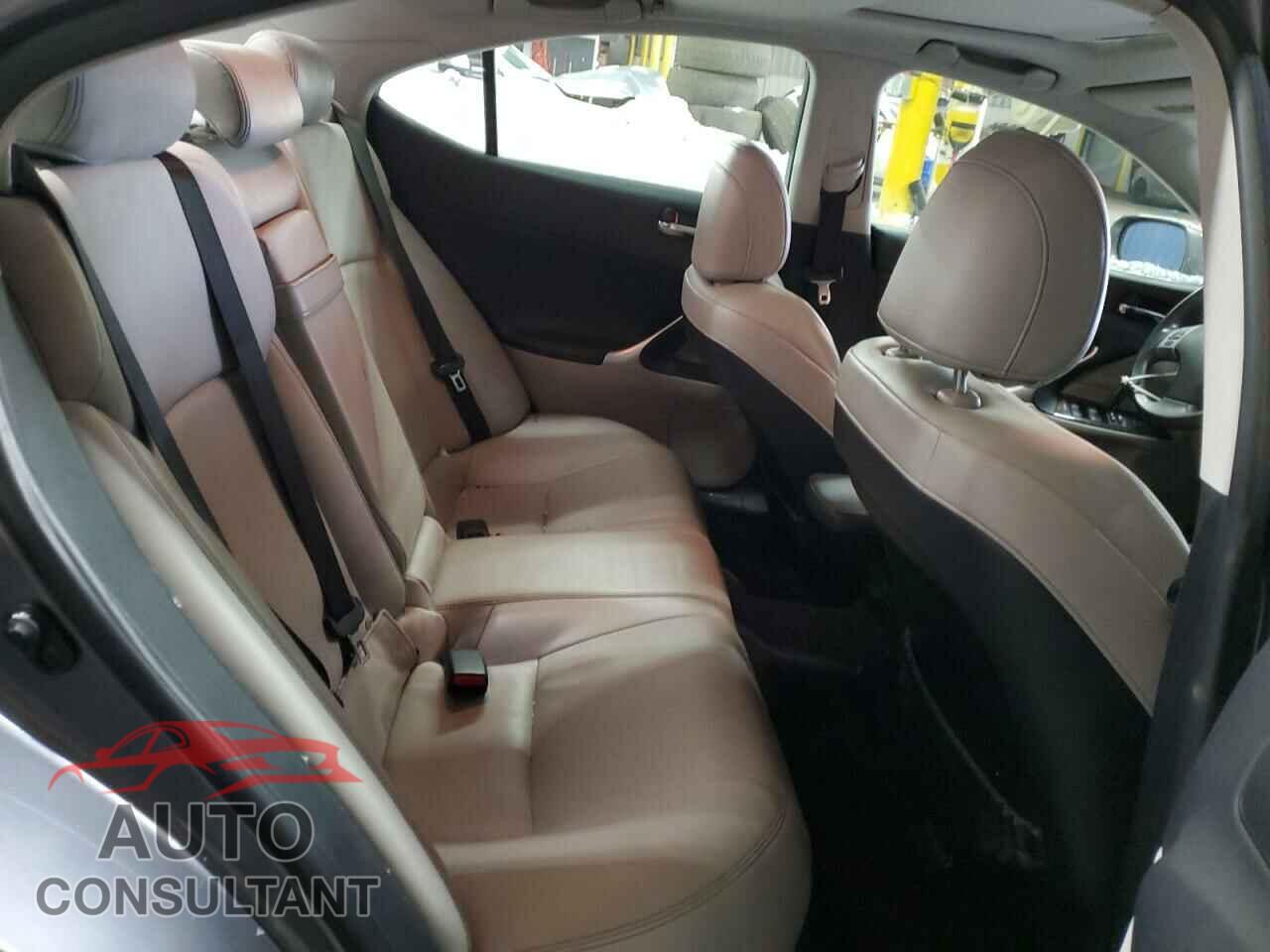 LEXUS IS 2012 - JTHCF5C20C5059450