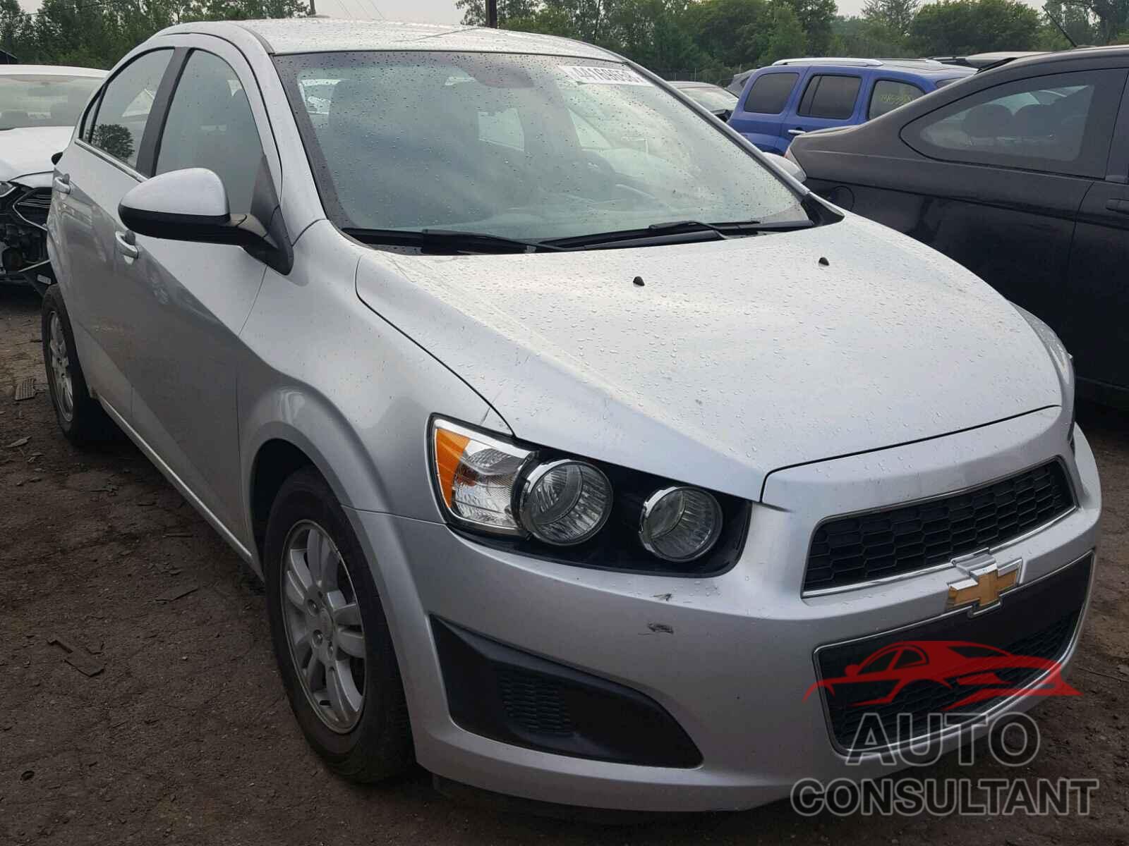 CHEVROLET SONIC 2016 - 1G1JC5SH0G4145112