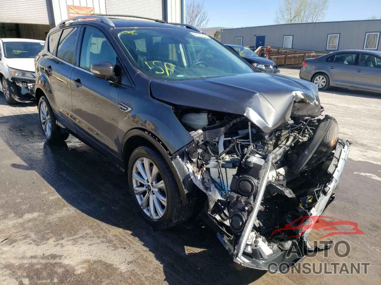 FORD ESCAPE 2017 - 1FMCU9J91HUD72109