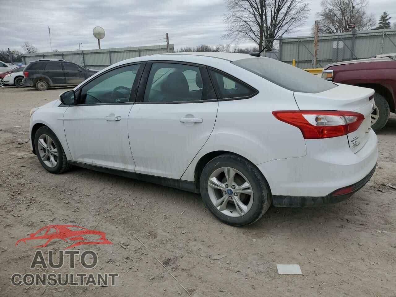 FORD FOCUS 2014 - 1FADP3F2XEL128488