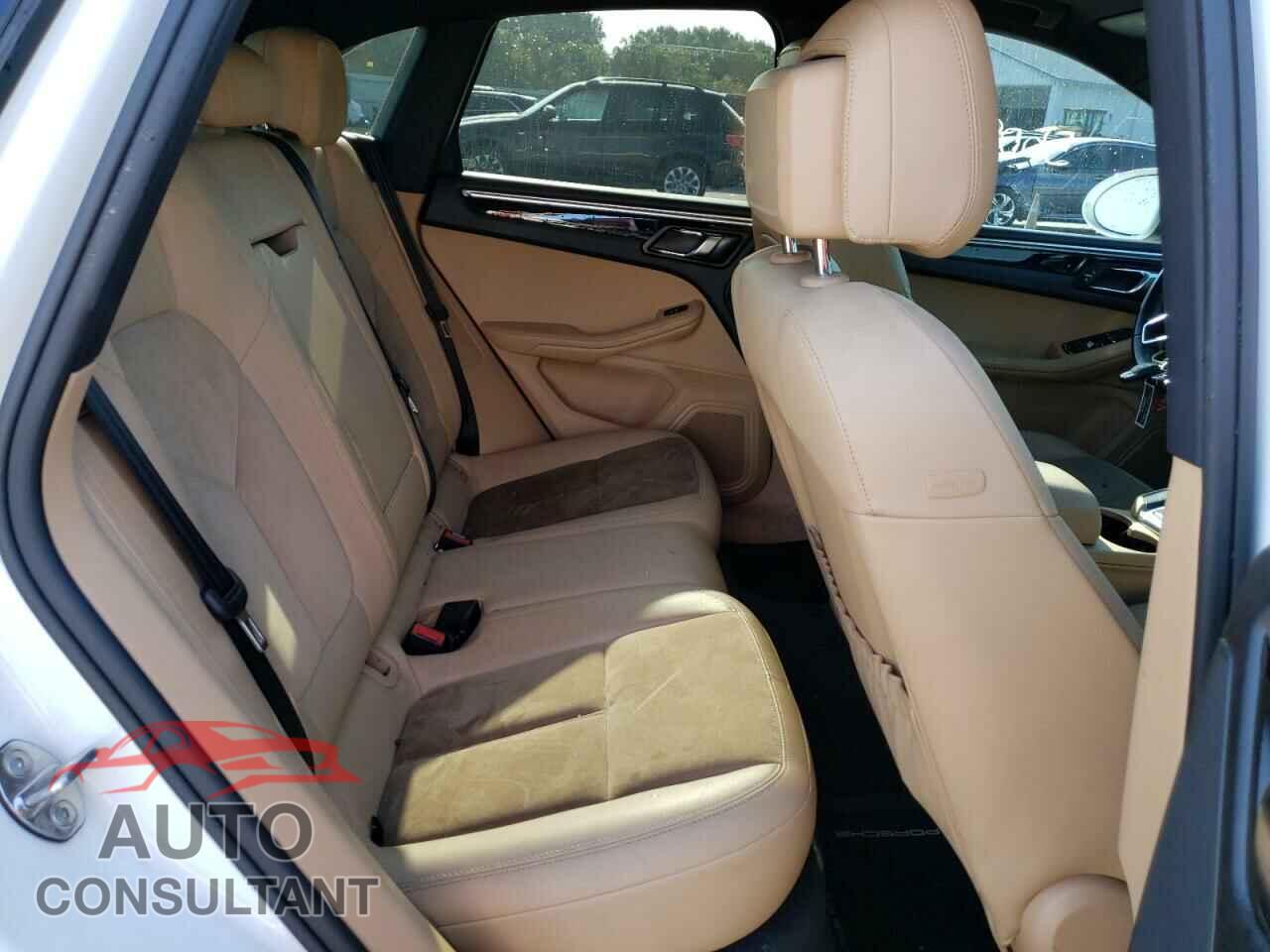 PORSCHE MACAN 2017 - WP1AA2A53HLB02280