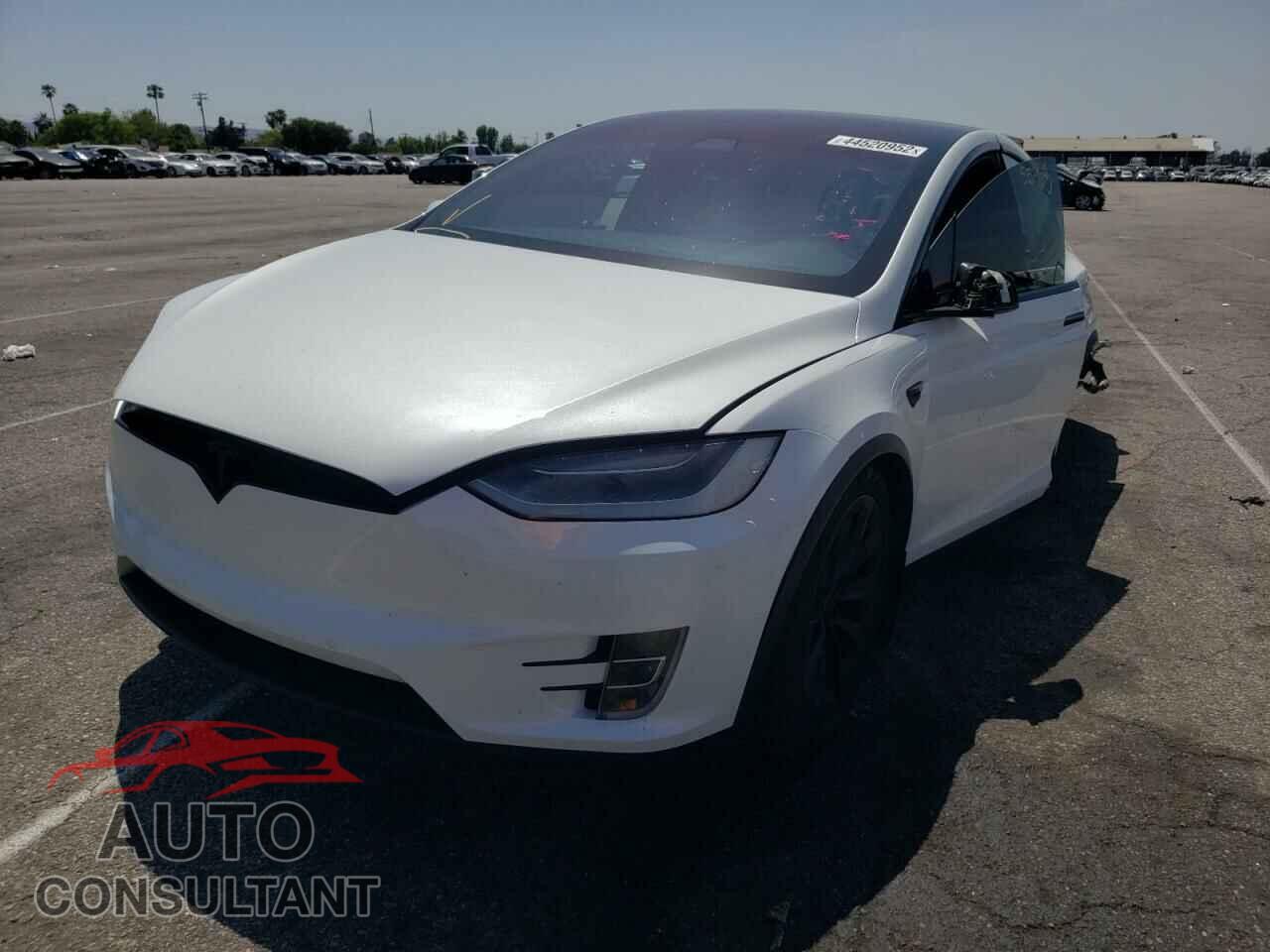 TESLA MODEL X 2017 - 5YJXCBE20HF050082