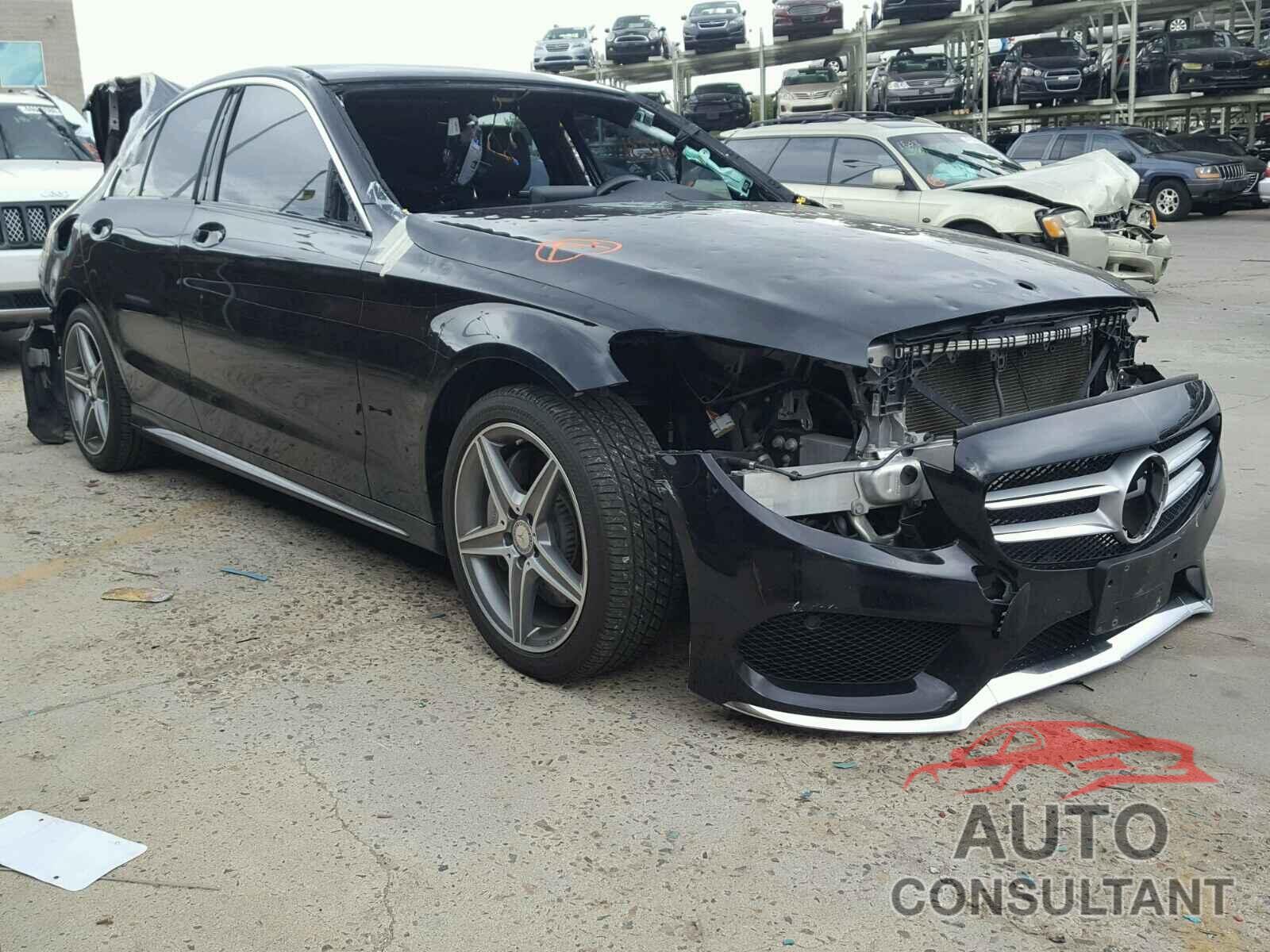 MERCEDES-BENZ C 400 4MATIC 2015 - 55SWF6GB1FU017613