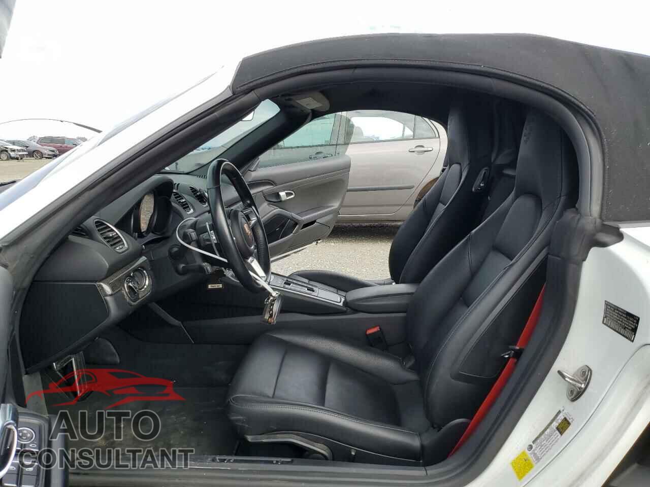 PORSCHE BOXSTER 2017 - WP0CB2A80HS241077