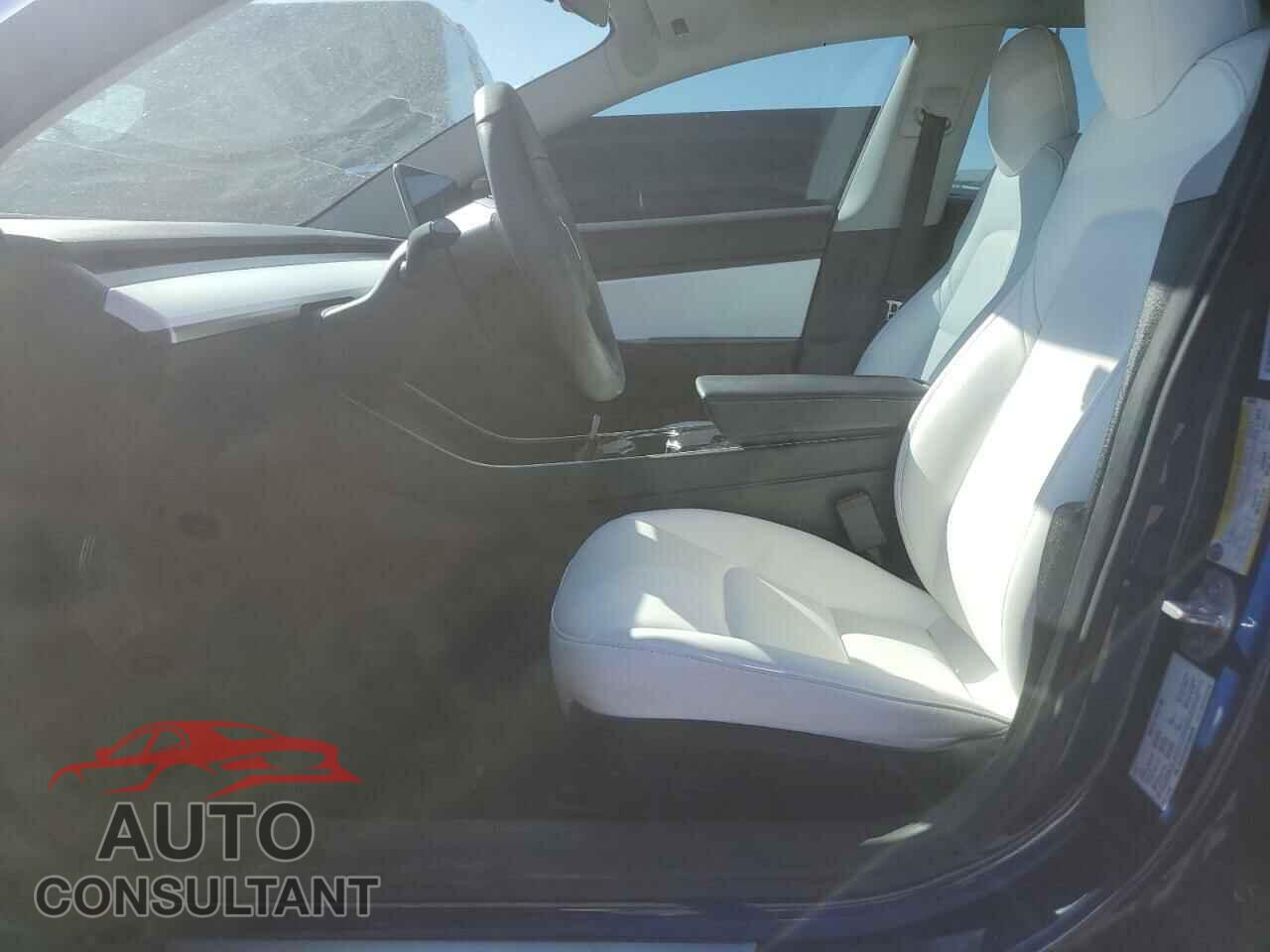 TESLA MODEL 3 2020 - 5YJ3E1EB5LF668459