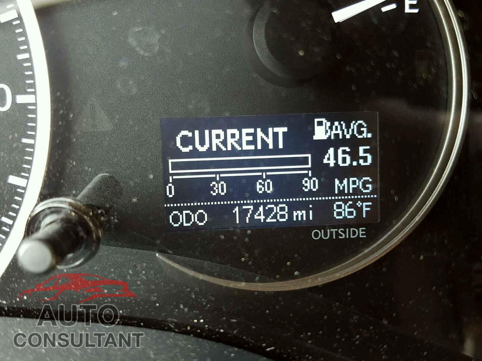LEXUS CT 200 2017 - JTHKD5BHXH2295569