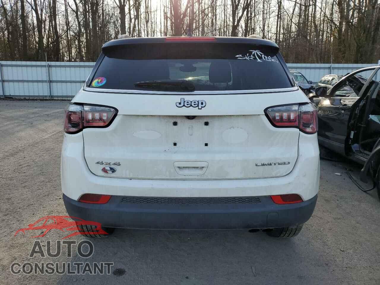 JEEP COMPASS 2018 - 3C4NJDCB3JT238775