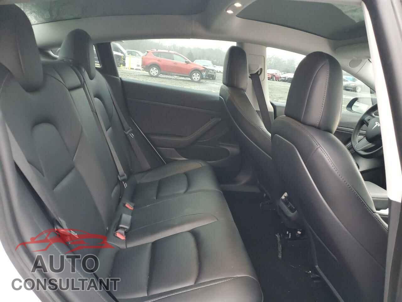 TESLA MODEL 3 2021 - 5YJ3E1EA9MF906242