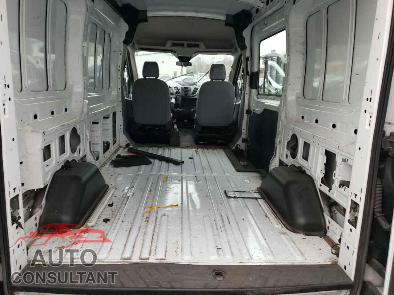 FORD TRANSIT 2018 - 1FTYE1CM2JKA20975