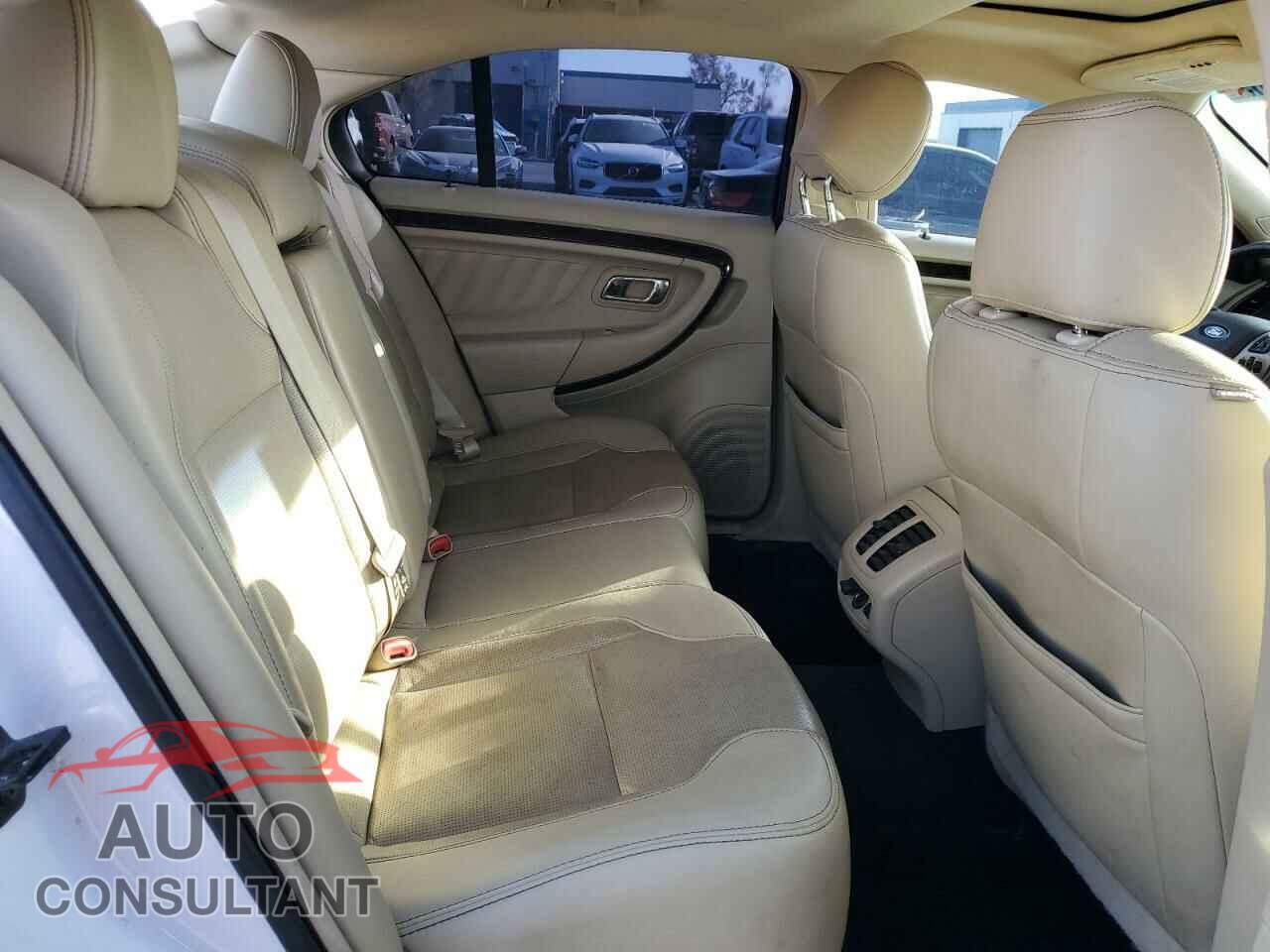 FORD TAURUS 2014 - 1FAHP2F8XEG137975