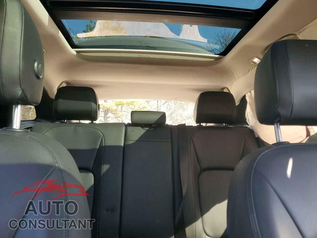 JAGUAR F-PACE 2017 - SADCJ2BV1HA069952