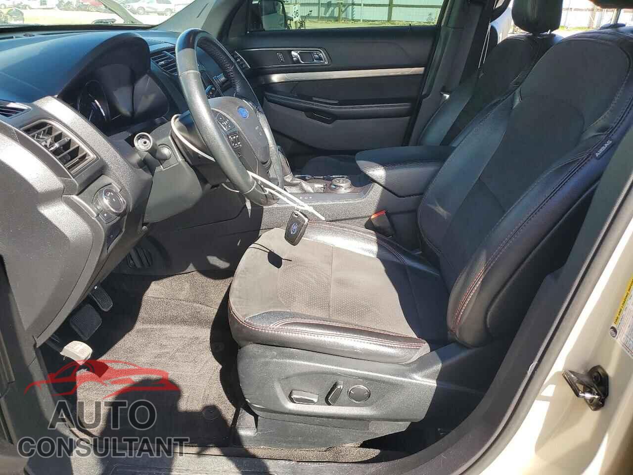 FORD EXPLORER 2018 - 1FM5K8D89JGB56170