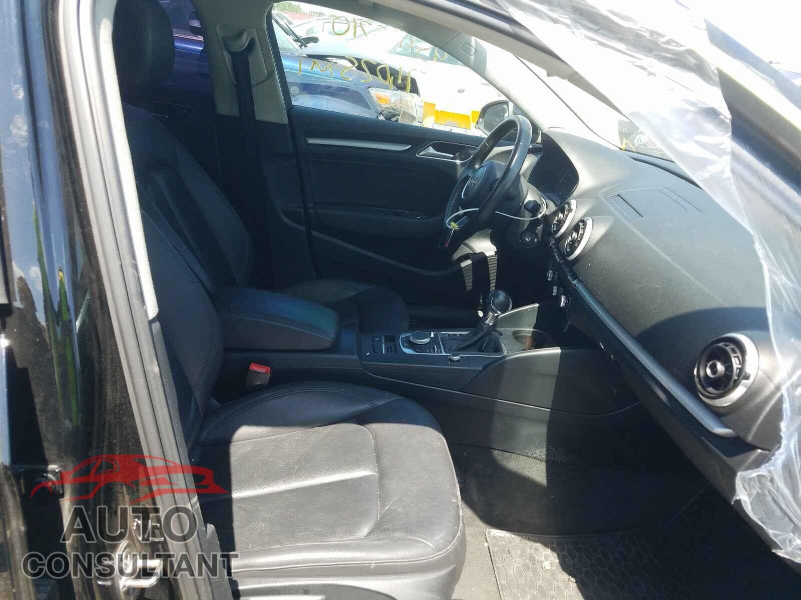 AUDI A3 2016 - WAUA7GFF7G1022700
