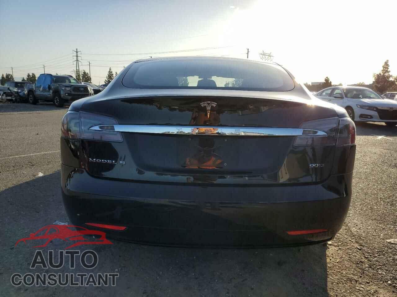 TESLA MODEL S 2017 - 5YJSA1E24HF204819