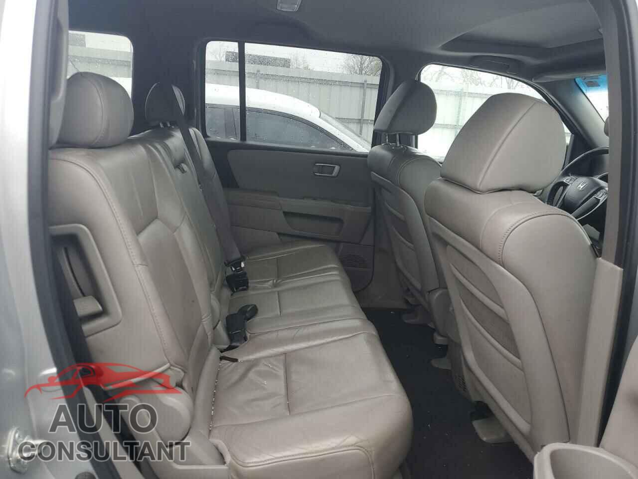 HONDA PILOT 2011 - 5FNYF4H55BB045383