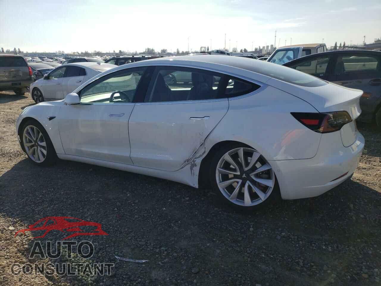 TESLA MODEL 3 2018 - 5YJ3E1EB4JF134396