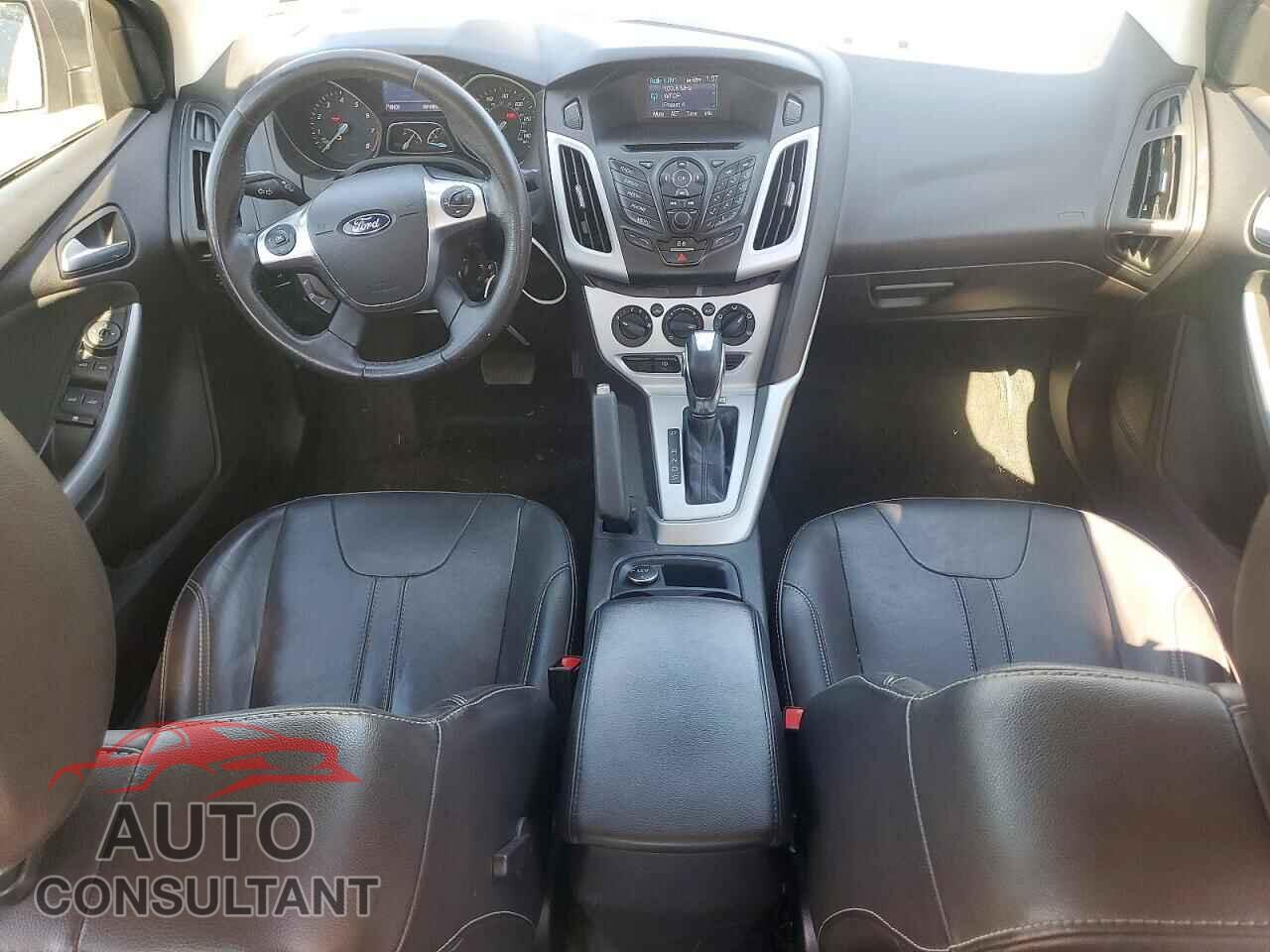 FORD FOCUS 2014 - 1FADP3F24EL216520