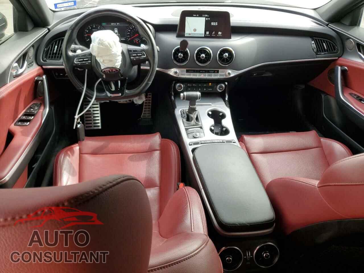KIA STINGER 2021 - KNAE45LC2M6089986