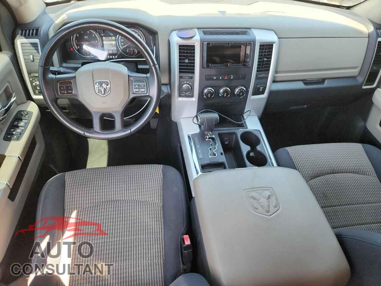 DODGE RAM 1500 2012 - 1C6RD7LT8CS148567