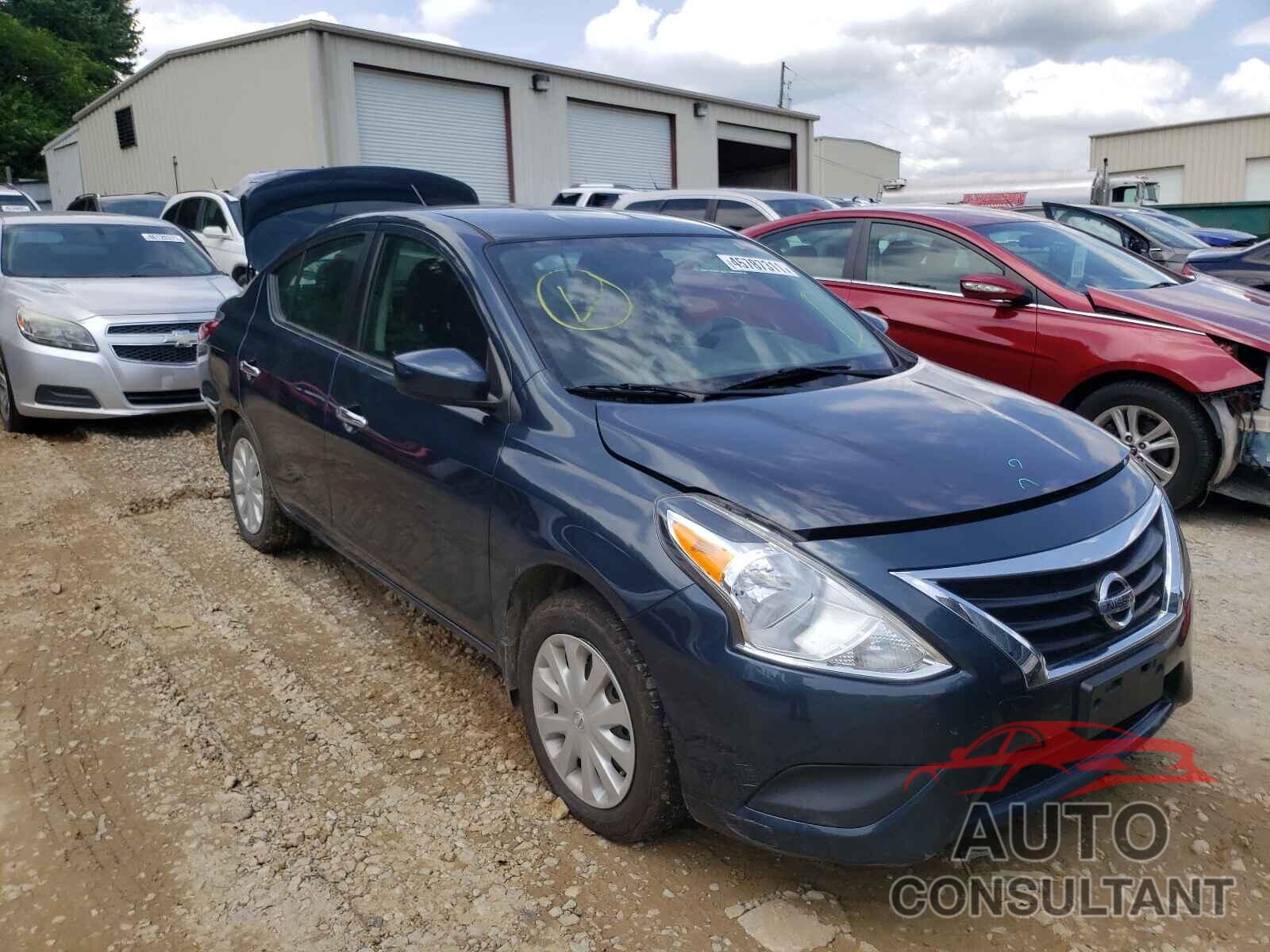 NISSAN VERSA 2017 - 3N1CN7AP7HL851491