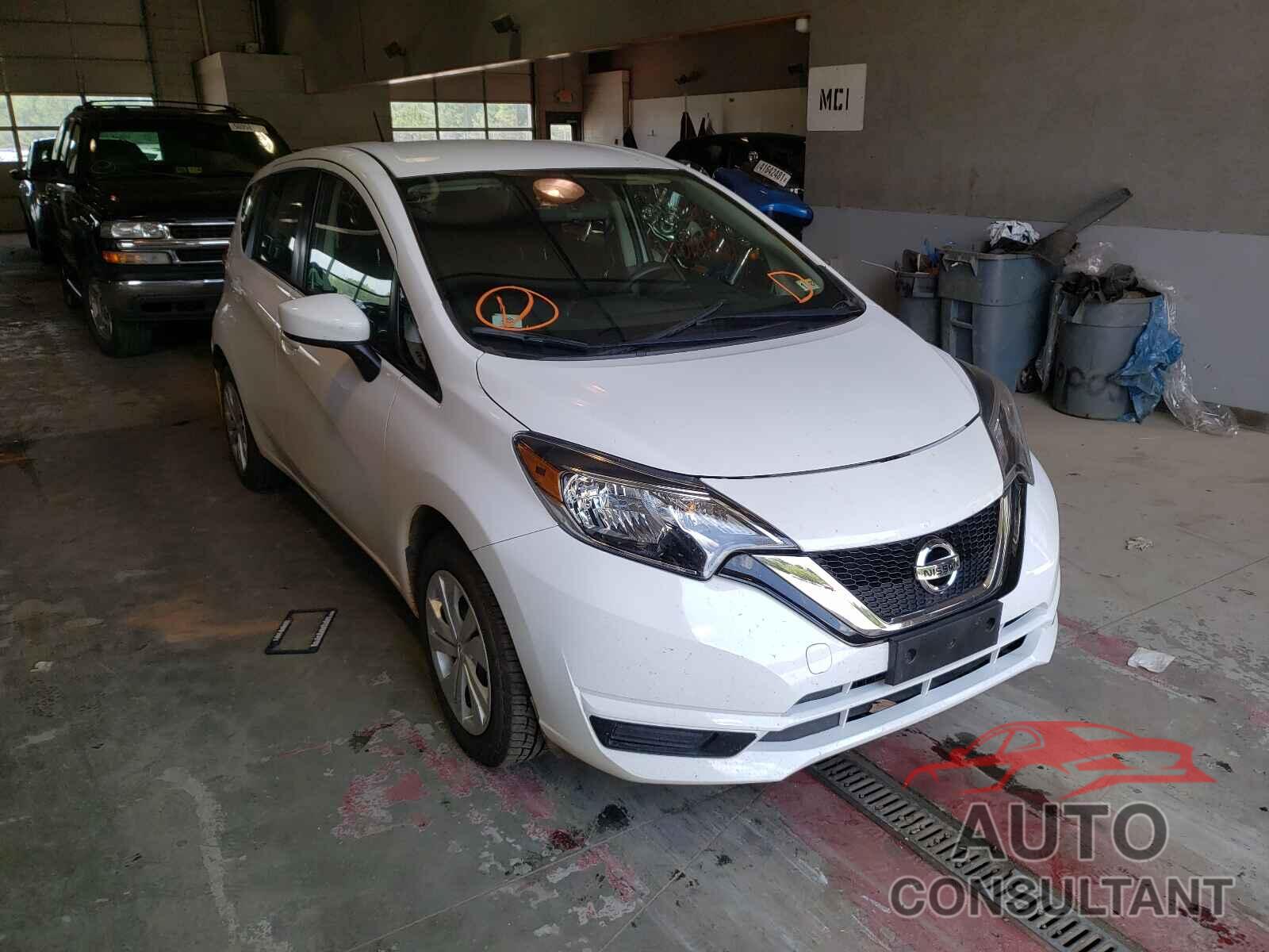 NISSAN VERSA 2018 - 3N1CE2CP8JL351796