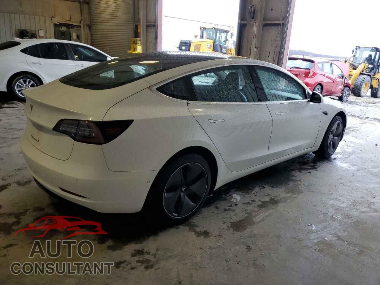 TESLA MODEL 3 2018 - 5YJ3E1EA1JF051516