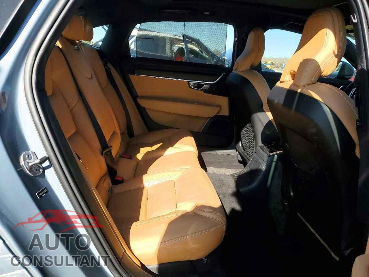VOLVO S90 2023 - LVYH60AA8PP324235