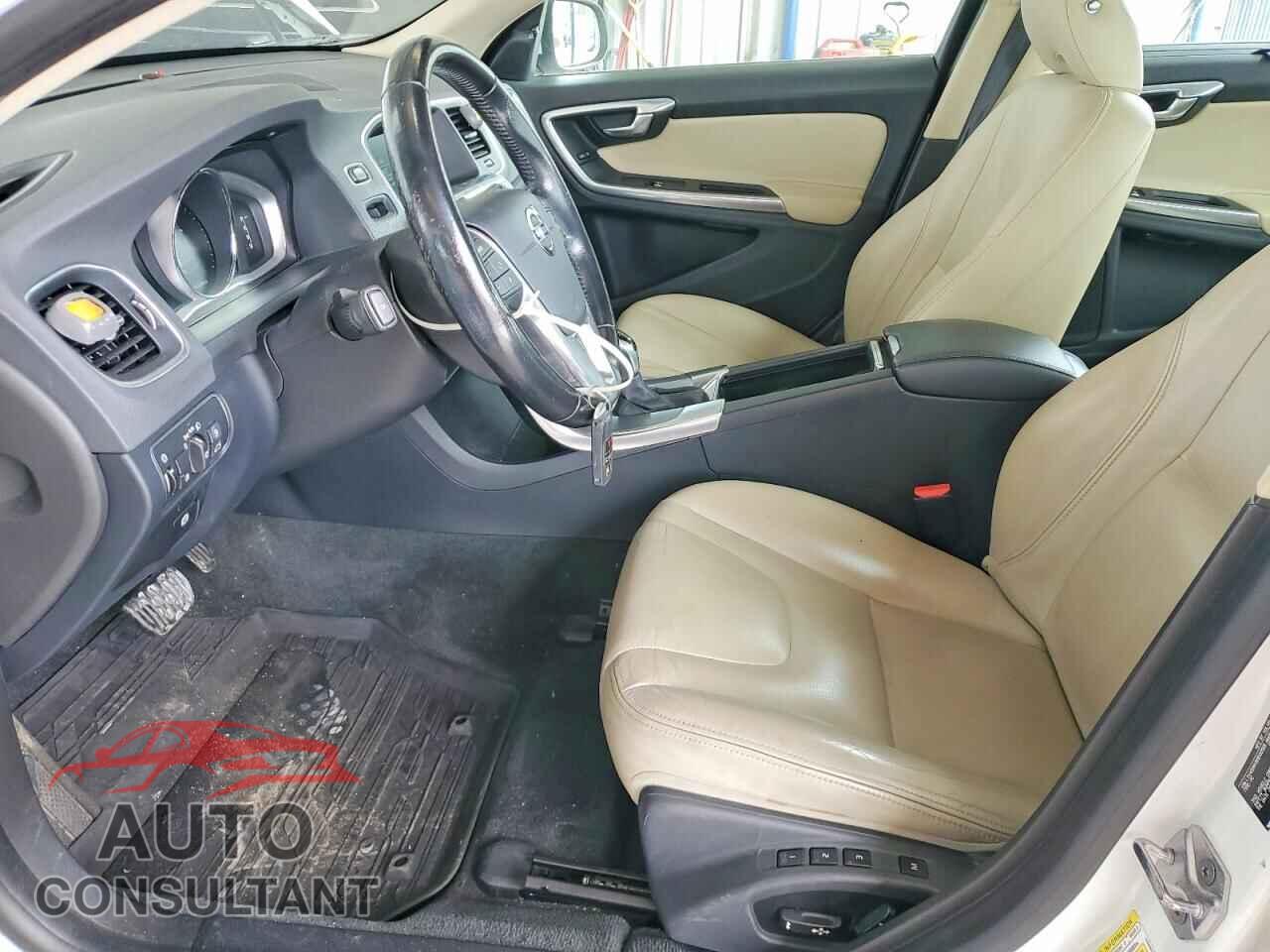 VOLVO S60 2017 - LYV402HK6HB132505