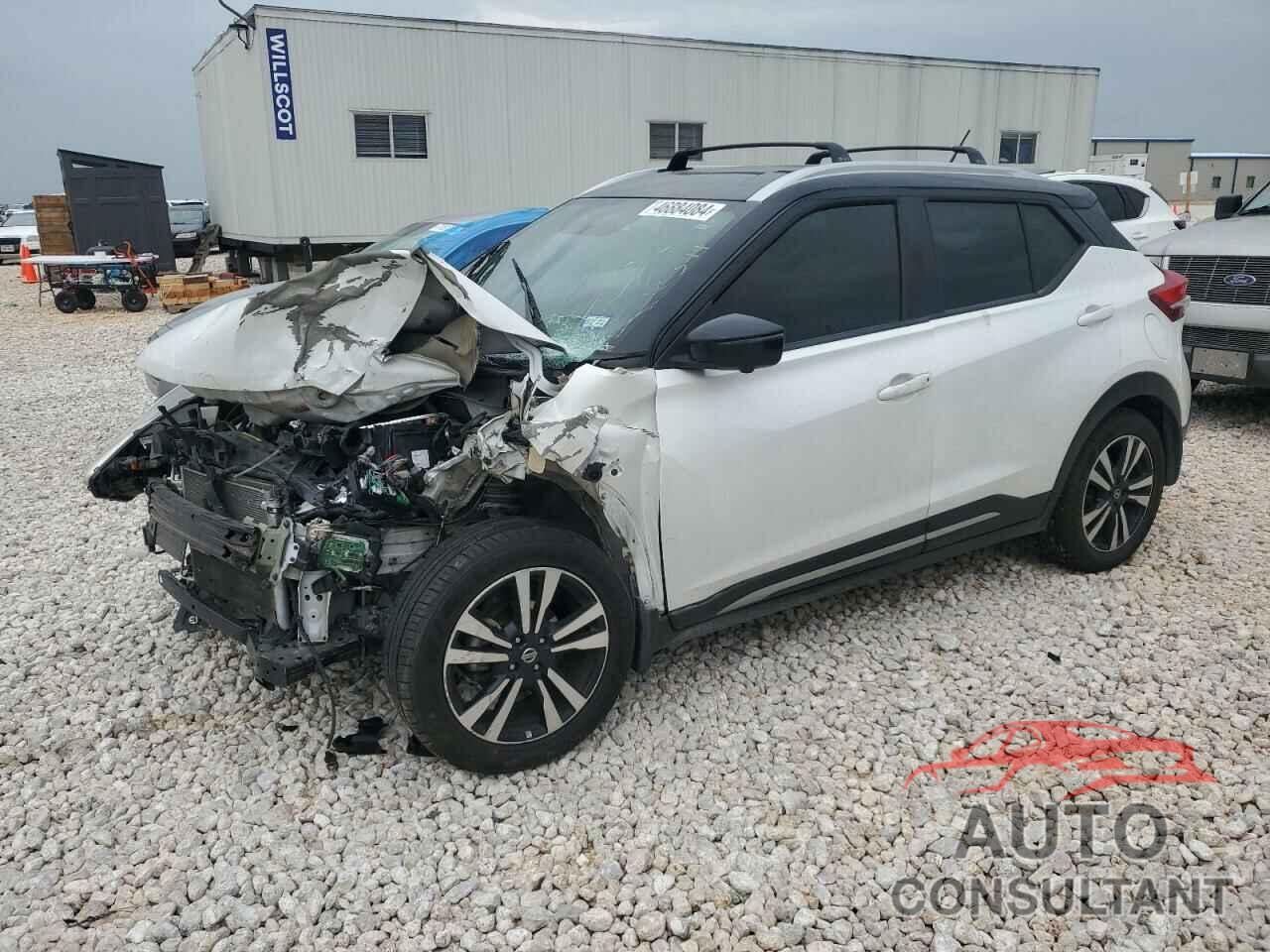 NISSAN KICKS 2018 - 3N1CP5CUXJL541343