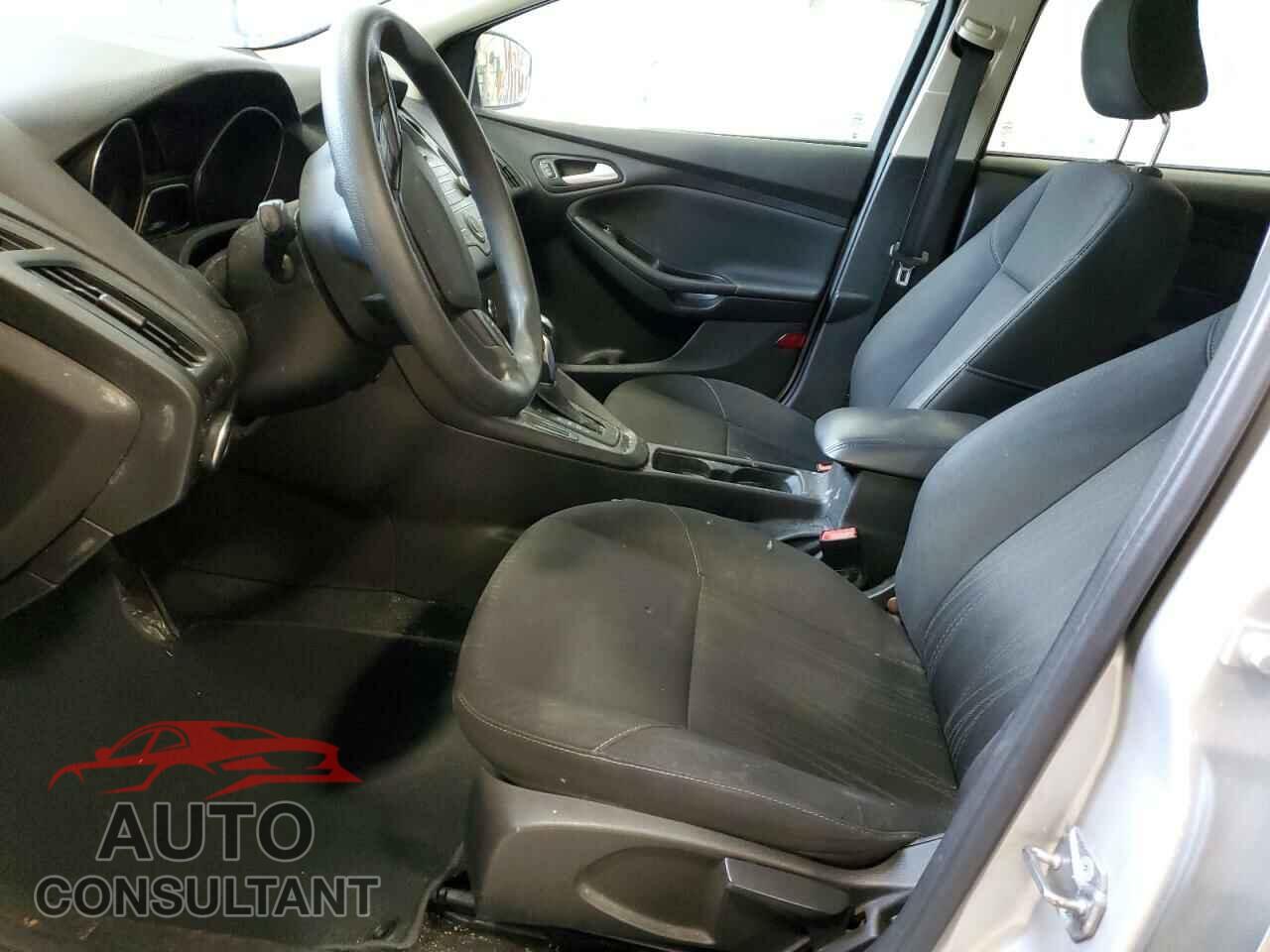 FORD FOCUS 2016 - 1FADP3F21GL340778