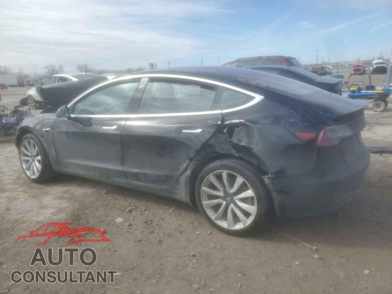 TESLA MODEL 3 2018 - 5YJ3E1EA0JF179410