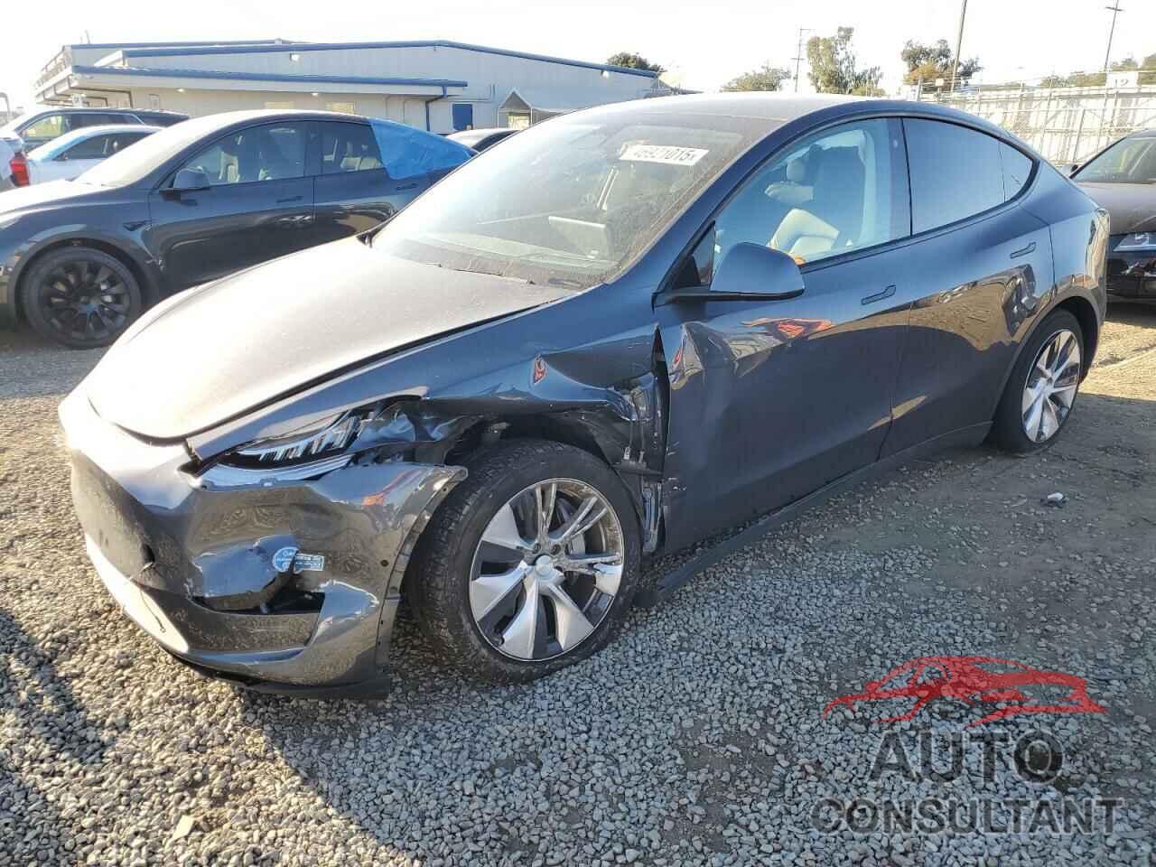 TESLA MODEL Y 2020 - 5YJYGDEE0LF015114
