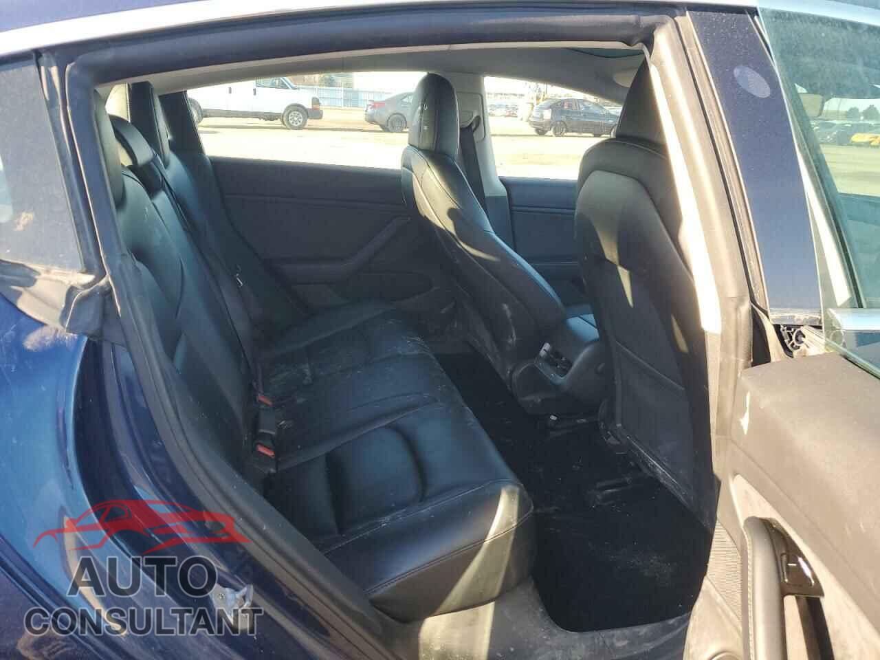 TESLA MODEL 3 2019 - 5YJ3E1EA8KF426321