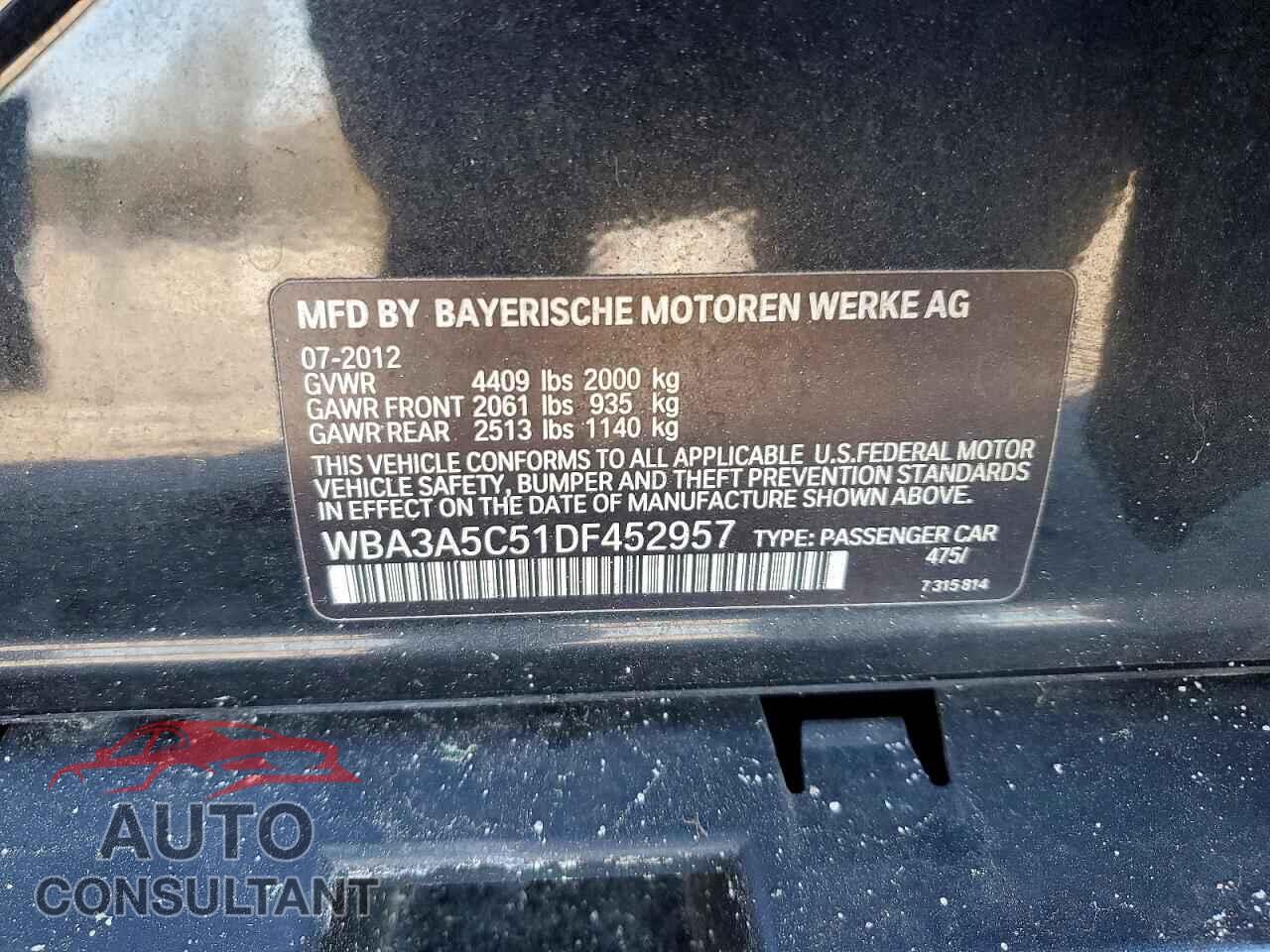 BMW 3 SERIES 2013 - WBA3A5C51DF452957