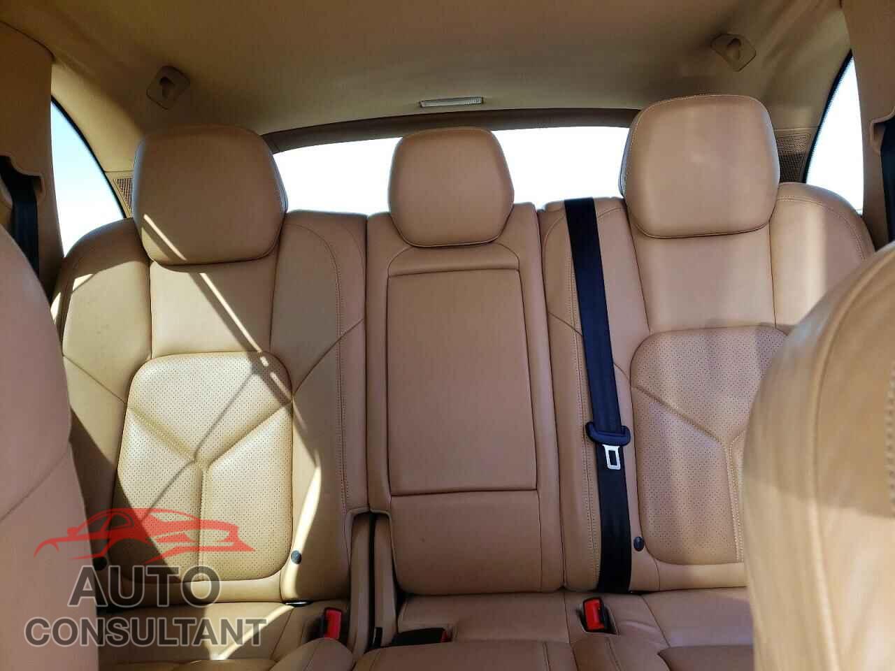 PORSCHE CAYENNE 2014 - WP1AE2A25ELA50348