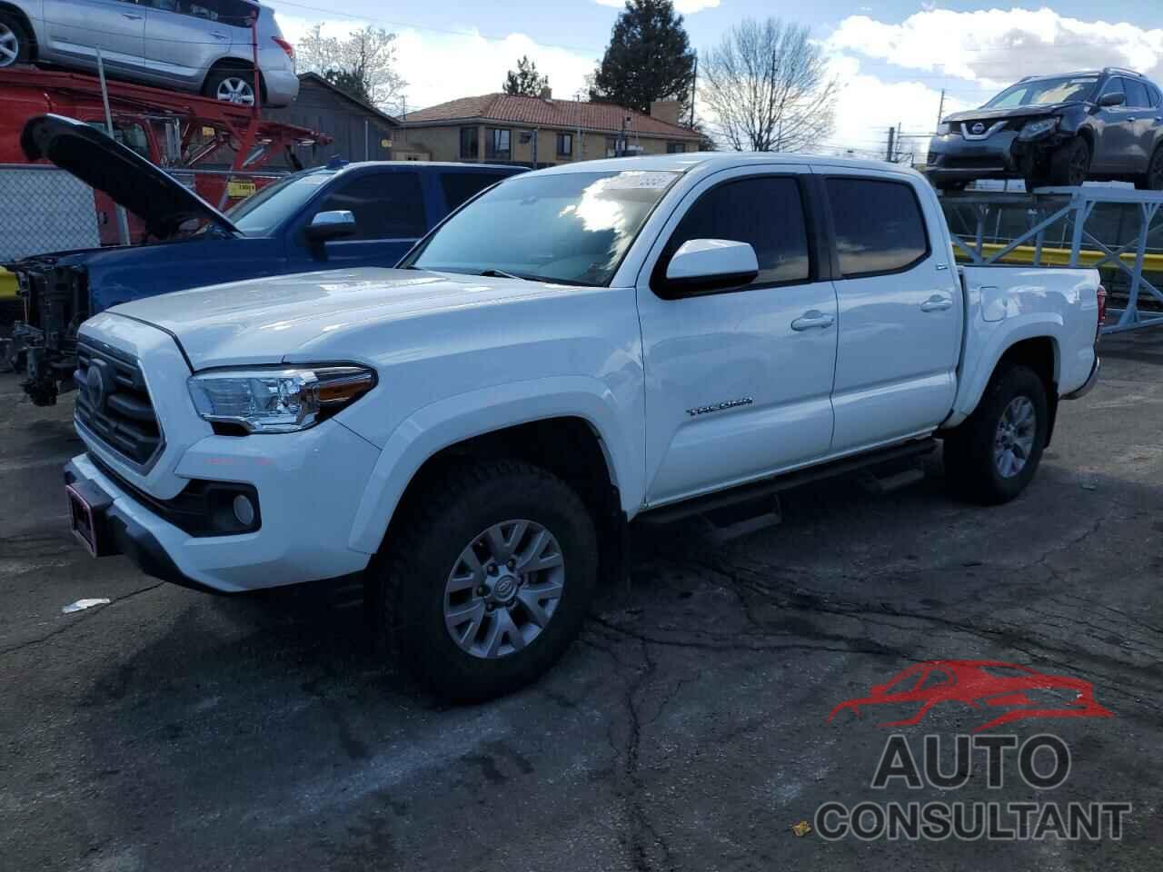 TOYOTA TACOMA 2019 - 5TFAZ5CN1KX086878