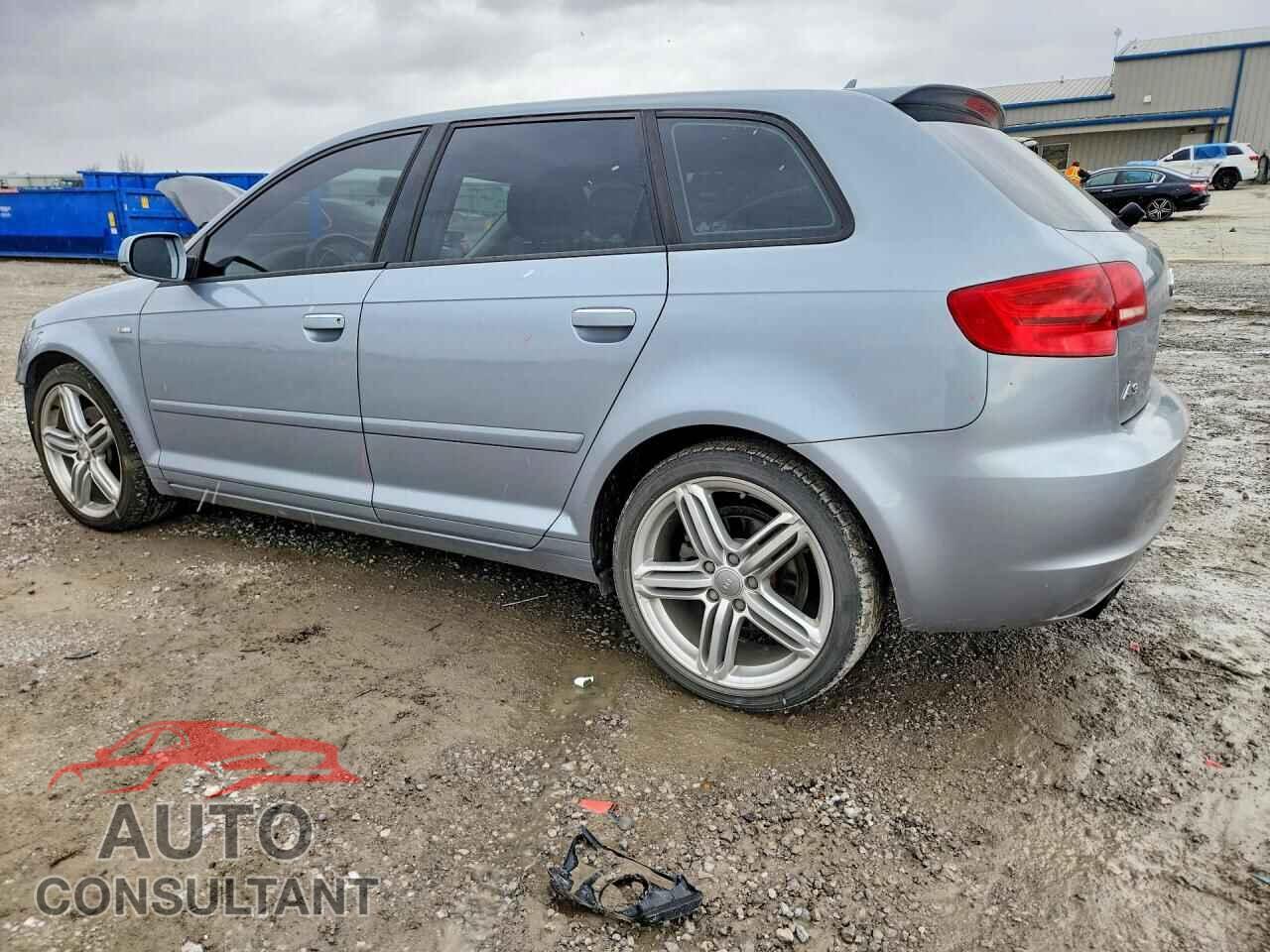 AUDI A3 2011 - WAUBFAFM9BA006302