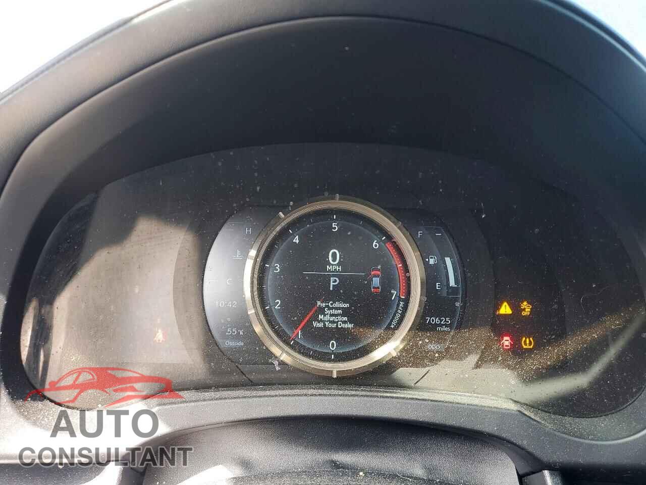 LEXUS IS 2020 - JTHGA1D20L5106404
