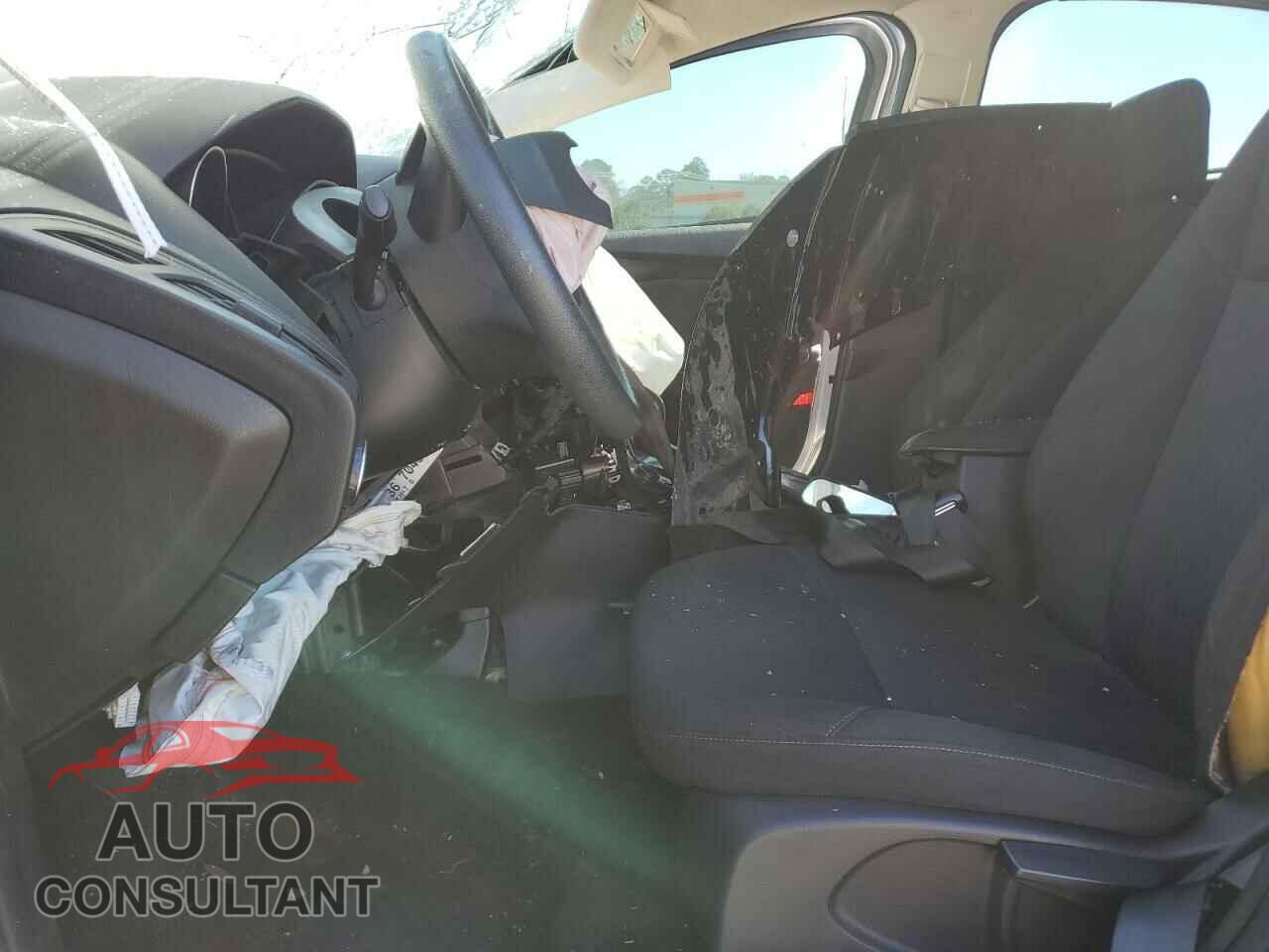 FORD FOCUS 2015 - 1FADP3K24FL315670