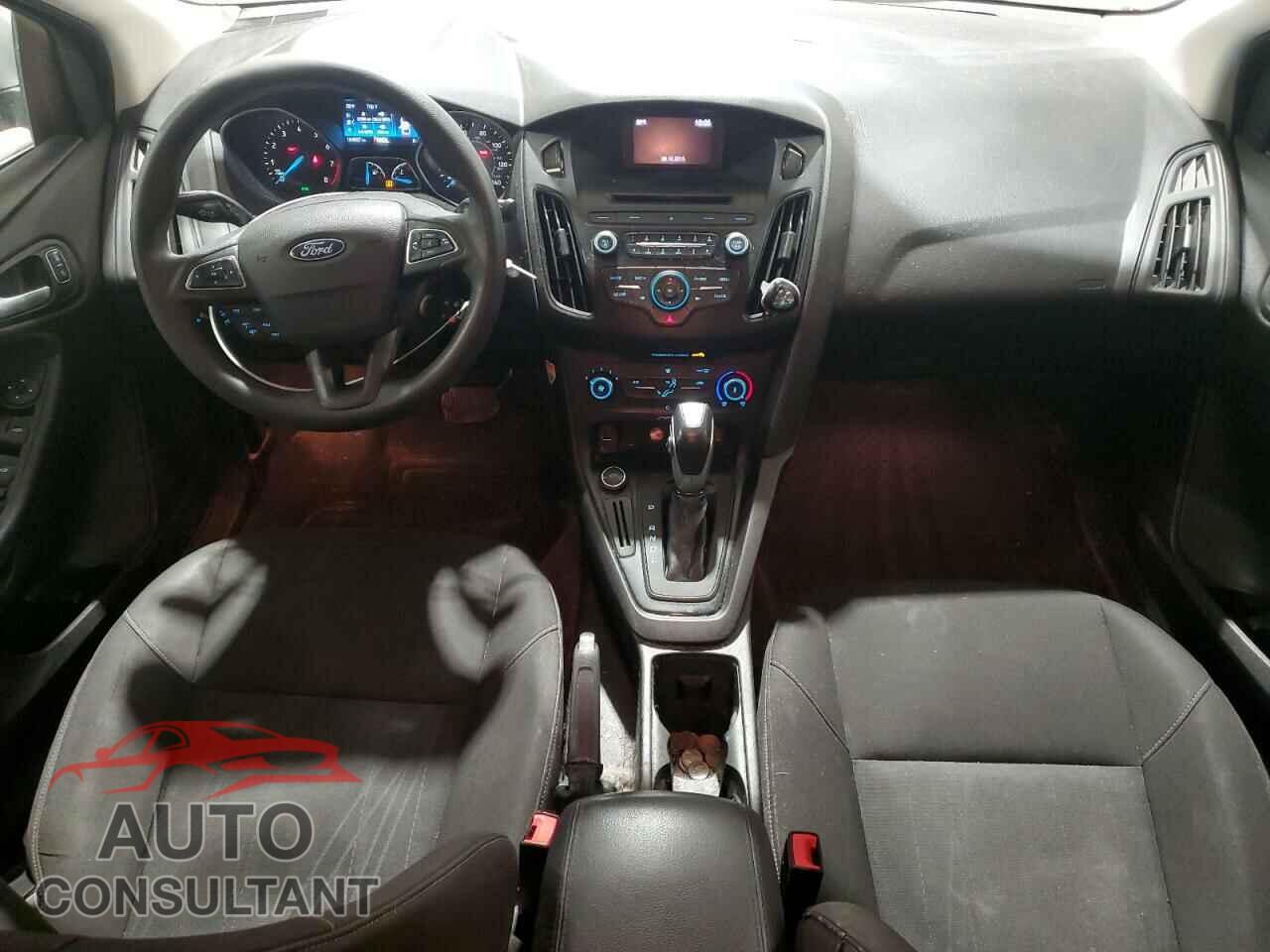 FORD FOCUS 2015 - 1FADP3F29FL276875