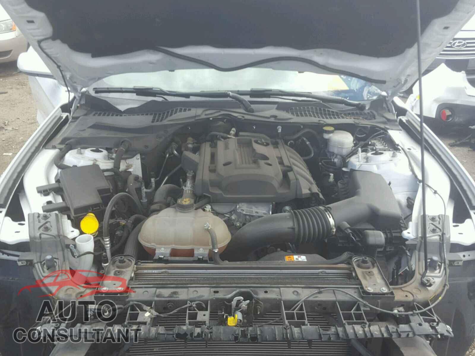 FORD MUSTANG 2015 - 1FA6P8TH0F5403449
