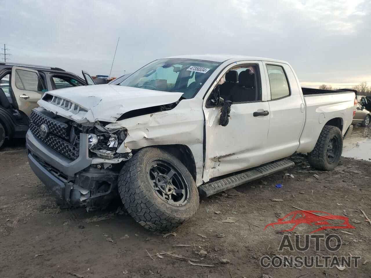 TOYOTA TUNDRA 2018 - 5TFUW5F1XJX733520