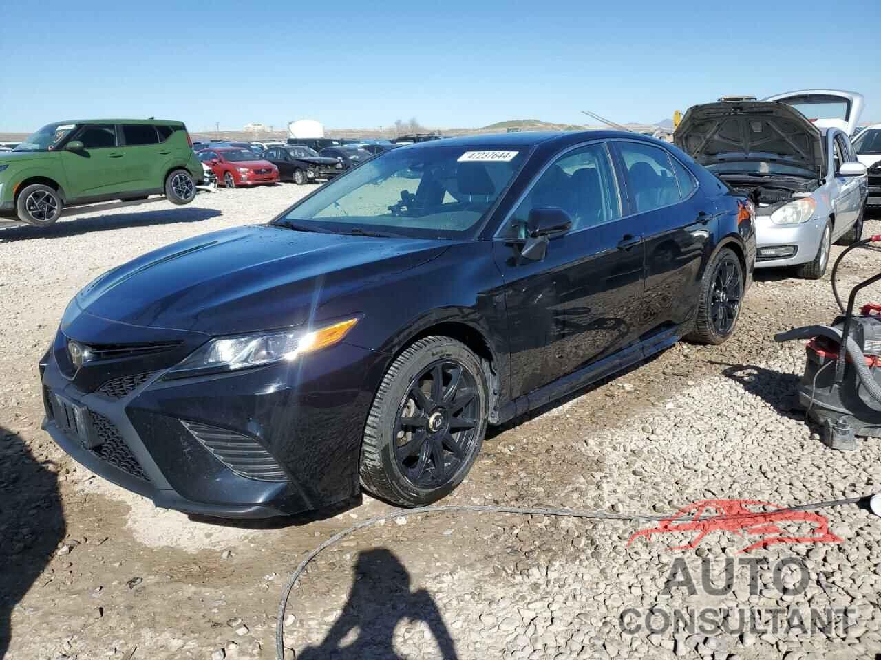 TOYOTA CAMRY 2018 - 4T1B11HKXJU595334