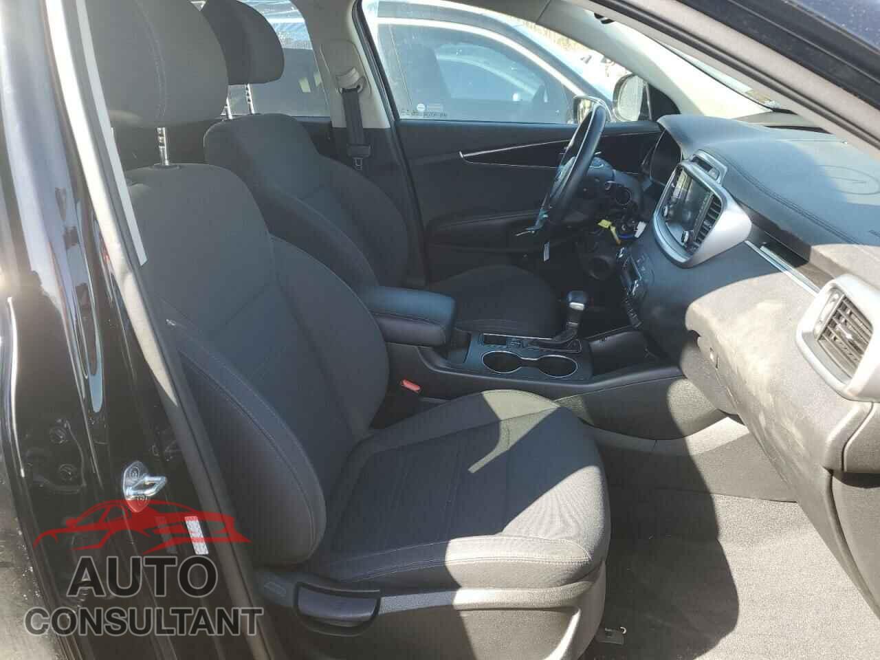 KIA SORENTO 2019 - 5XYPGDA31KG590099