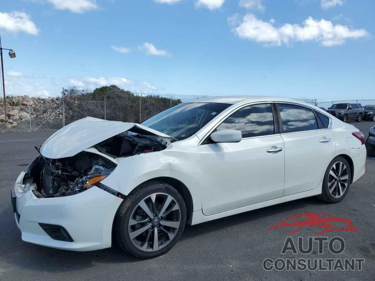 NISSAN ALTIMA 2017 - 1N4BL3AP3HC135275