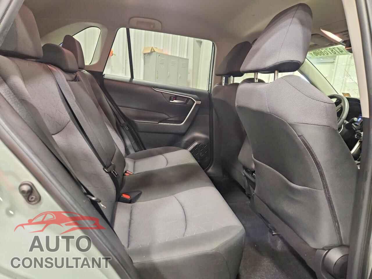 TOYOTA RAV4 2020 - JTMP1RFV3LD055428