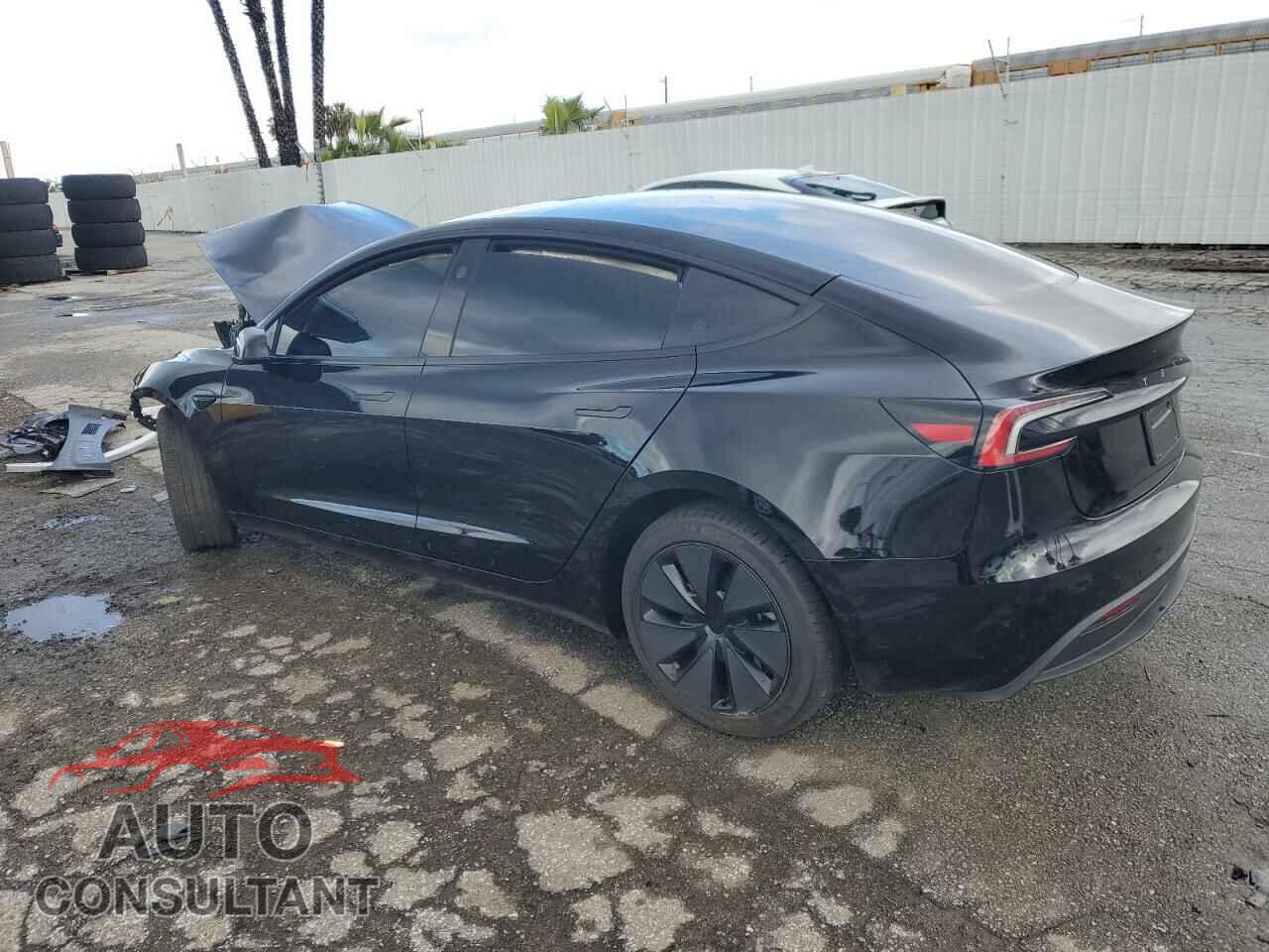 TESLA MODEL 3 2025 - 5YJ3E1EA2SF907679