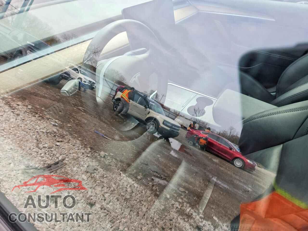 TESLA MODEL 3 2023 - 5YJ3E1EC5PF619812