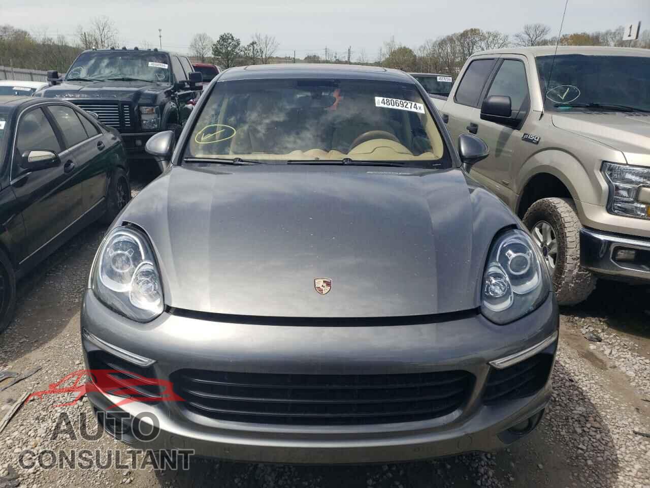 PORSCHE CAYENNE 2016 - WP1AA2A2XGLA11205